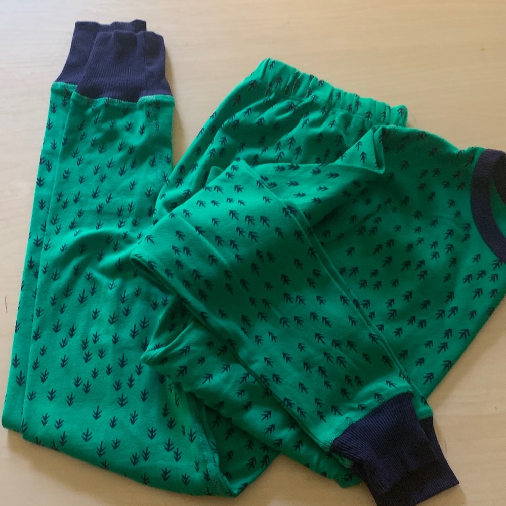 Mightly Christmas/ holiday/ winter pajamas sz XS